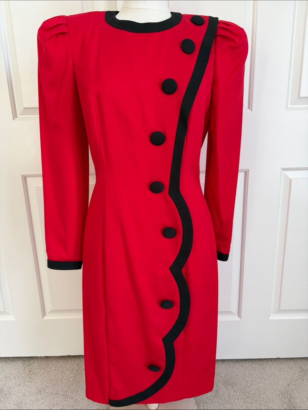 Vintage Ann Tobias Red Long-Sleeve Sheath Dress with Black Scallop Trim